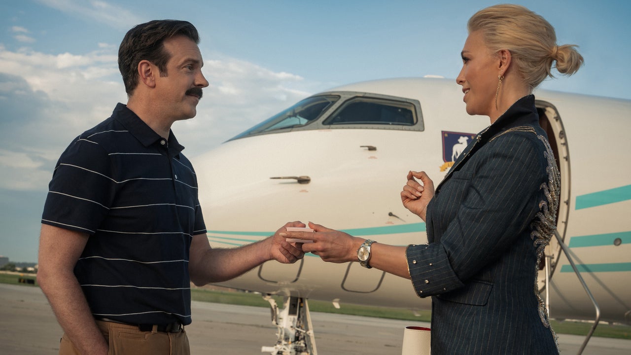 'Ted Lasso' Season 4 First Look! Jason Sudeikis and Hannah Waddingham ...